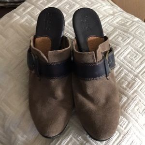 Suede Clog